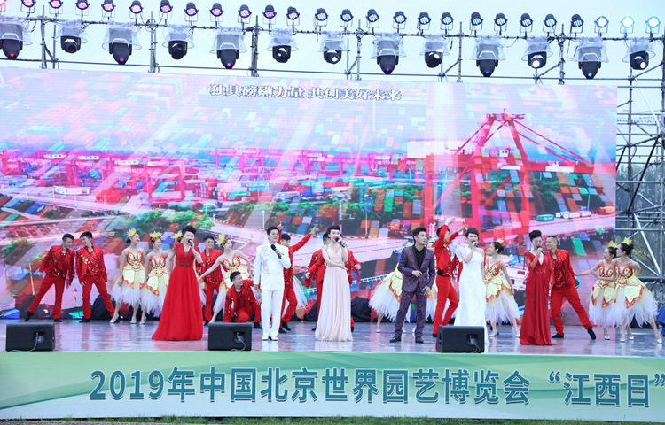 文藝表演.JPG